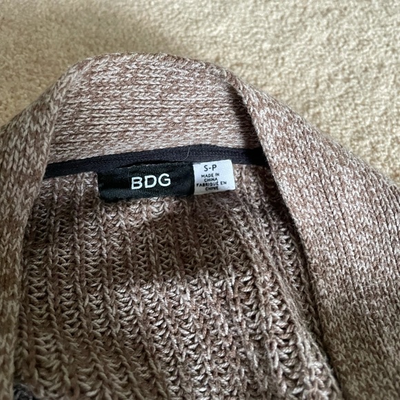 Urban Outfitters BDG Cardigan - Picture 3 of 3